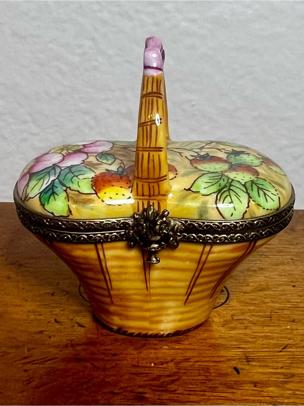Vintage Jaques Limoges France Porcelain Trinket Strawberry Wicker Picnic Basket